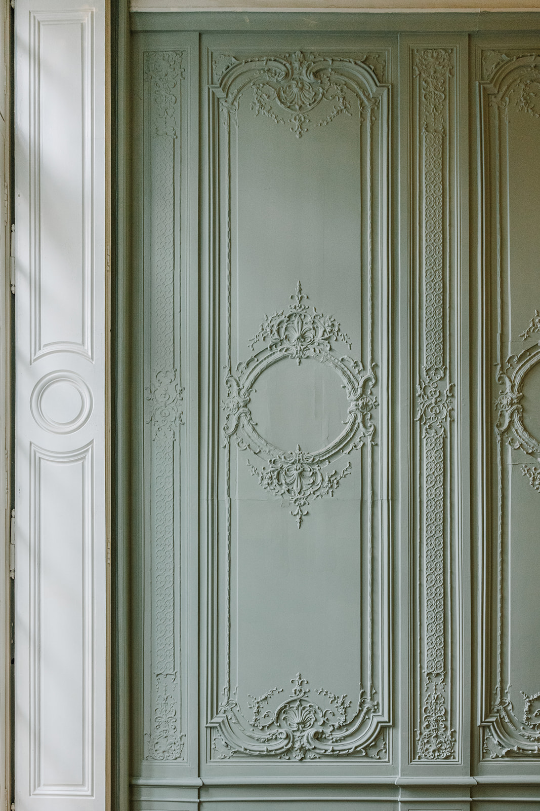 musee rodin paris france, wall decor detail, wall moulding