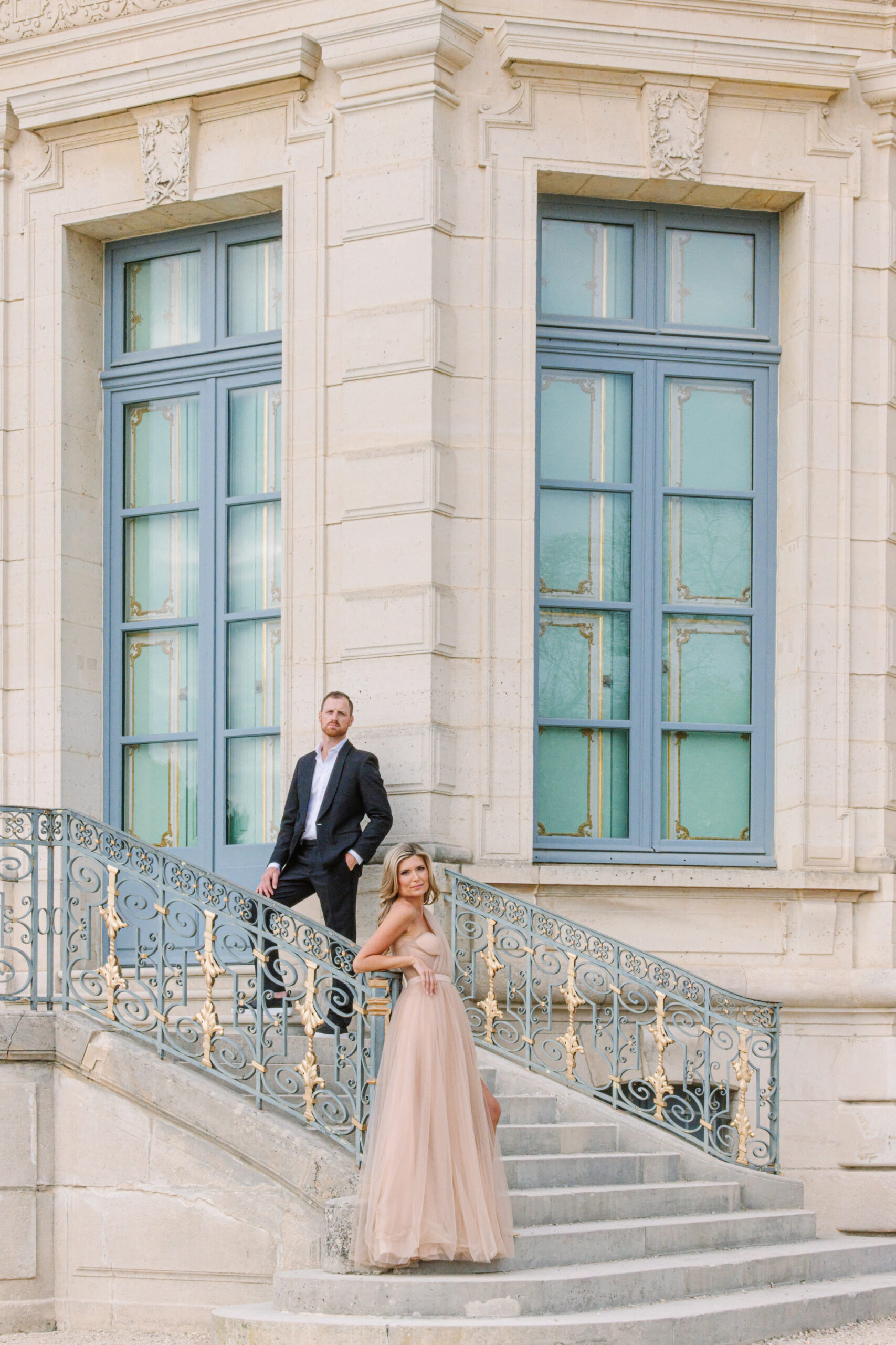 Editorial Engagement Photos Captured in Paris at Château de Sceaux